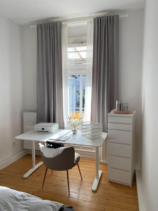 Altbau-Oase Der Eleganz: Stadtnaher Komfort Pur Wiesbaden Luaran gambar